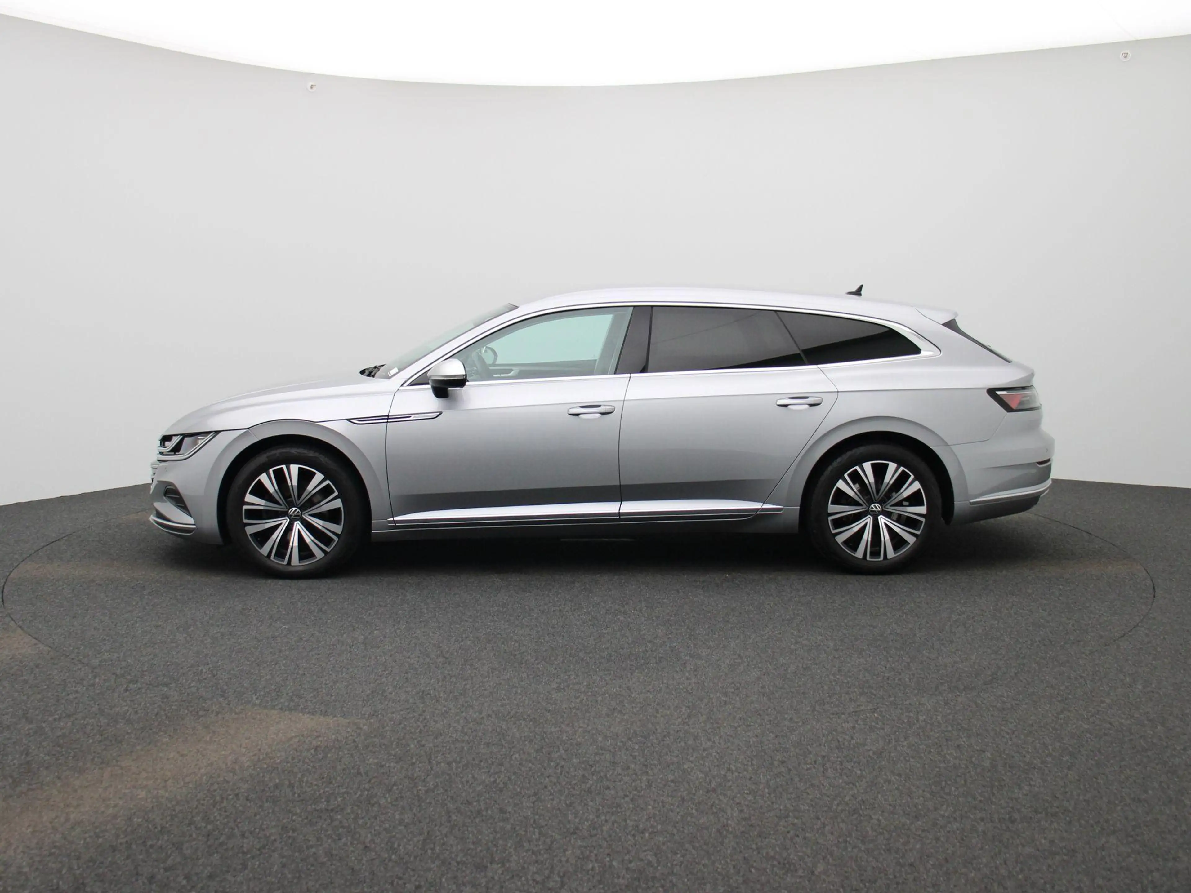 Volkswagen Arteon Shooting Brake 1.4 eHybrid Elegance Shooting Brake — photo 4