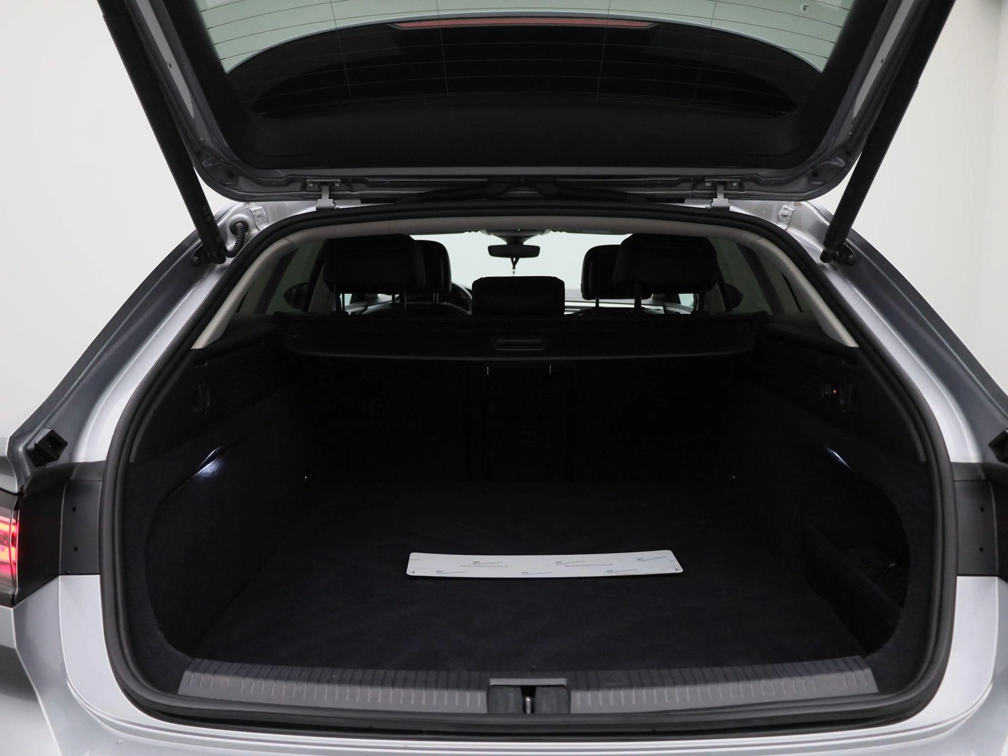 Volkswagen Arteon Shooting Brake 1.4 eHybrid Elegance Shooting Brake — photo 14