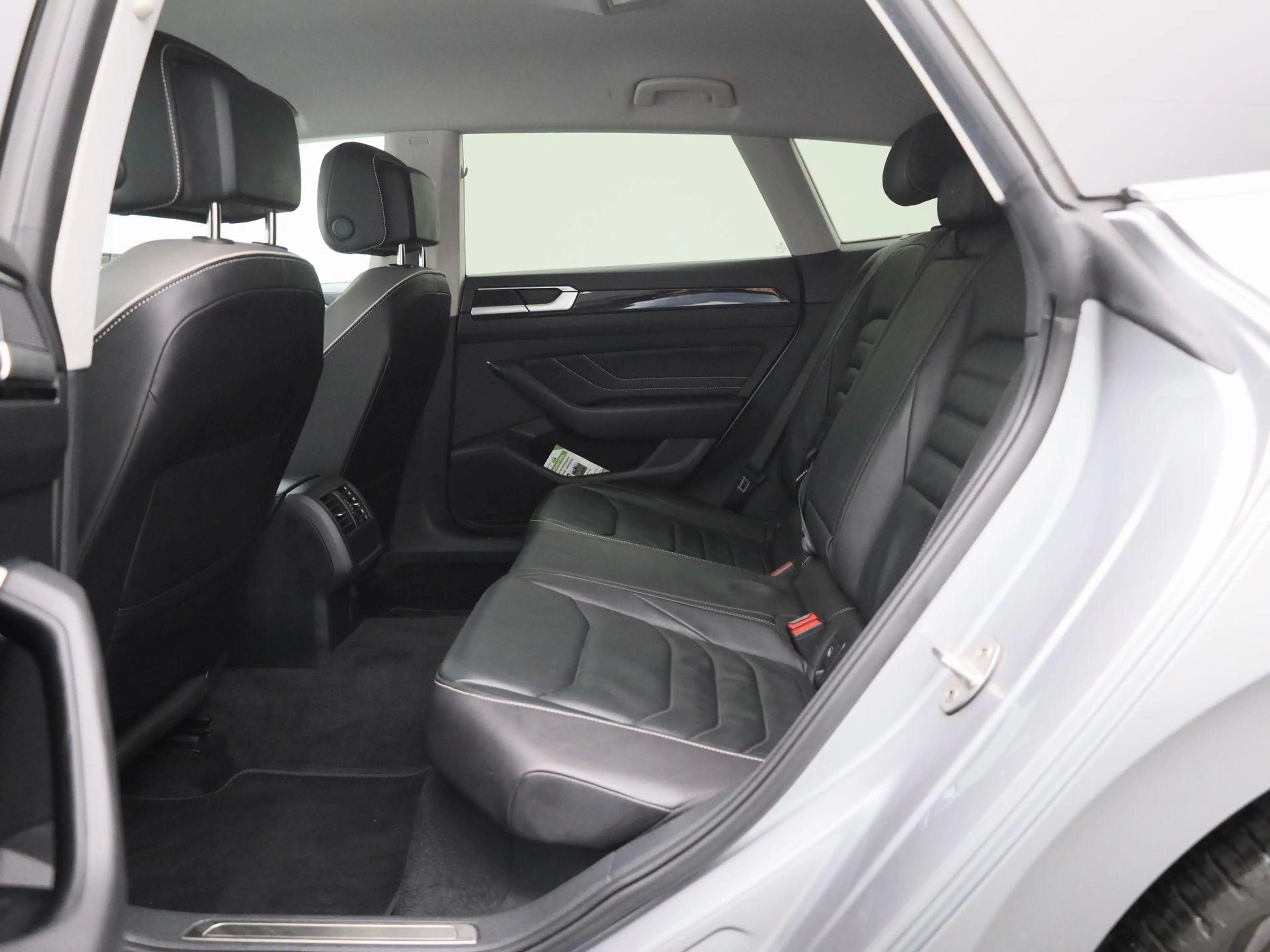 Volkswagen Arteon Shooting Brake 1.4 eHybrid Elegance Shooting Brake — photo 12