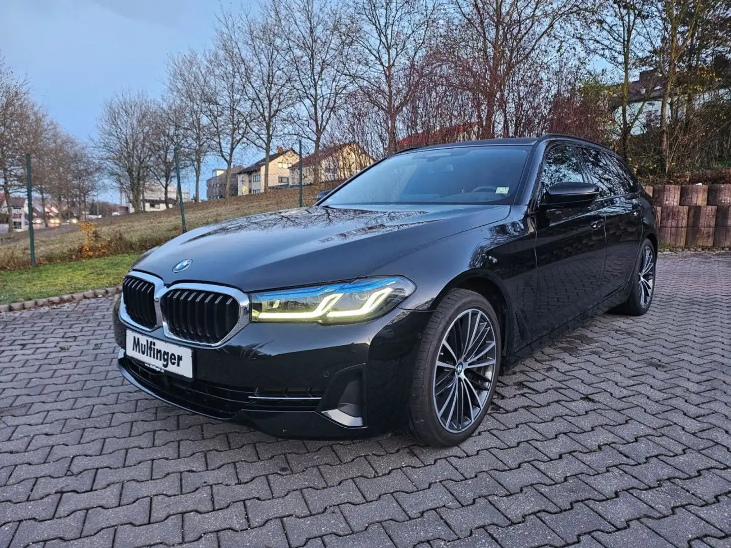 BMW 530 d xDr.T. Laser HUD ACC Laser Kamera HiFi AHK Noir - 2