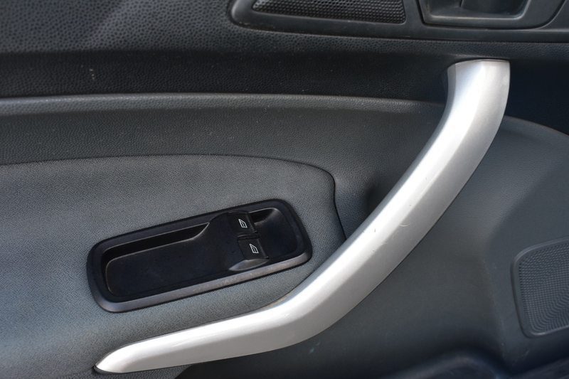 Ford Fiesta 1.25i Titanium / Xenon / Verw Zetels / Topstaat / Garantie — photo 11
