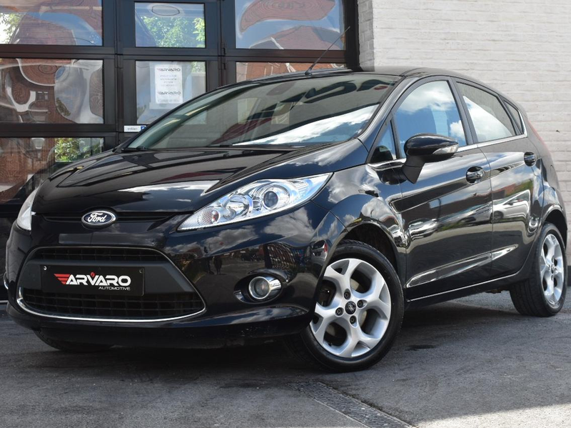 Ford Fiesta 1.25i Titanium / Xenon / Verw Zetels / Topstaat / Garantie — photo 2