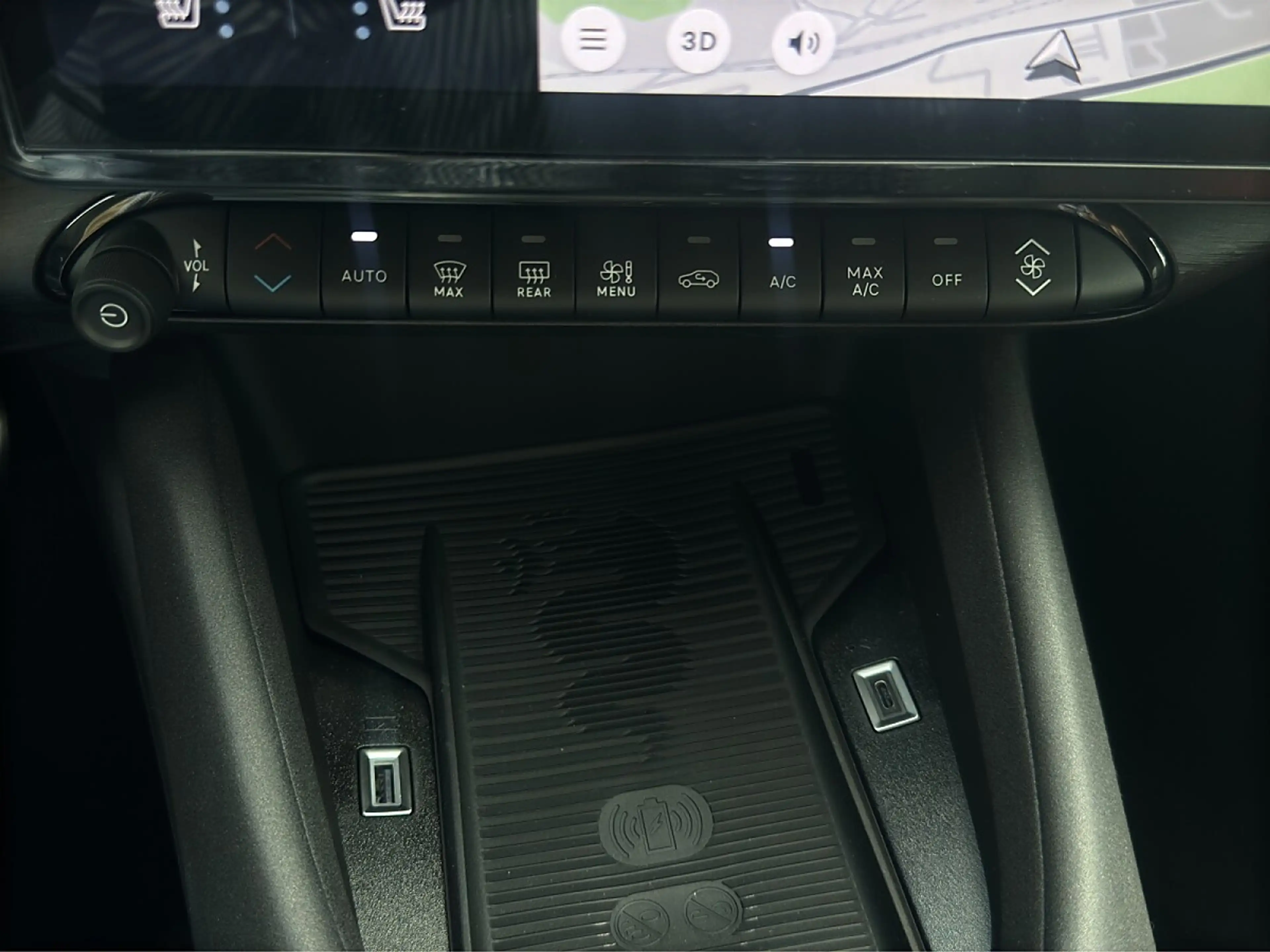 Alfa Romeo Junior Ibrida Ti TAGEZULASSUNG — photo 13