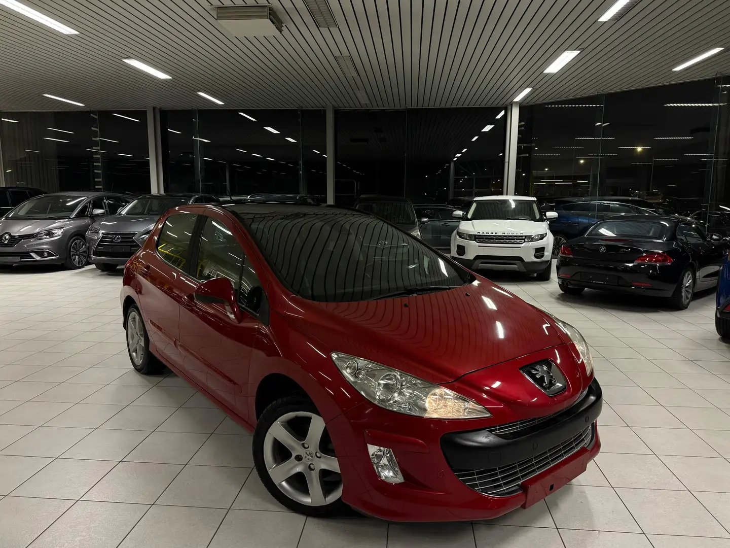 Peugeot 308 1.6HDI 80Kw Euro 4 Année 02/2009, 146.000Km Rouge - 1