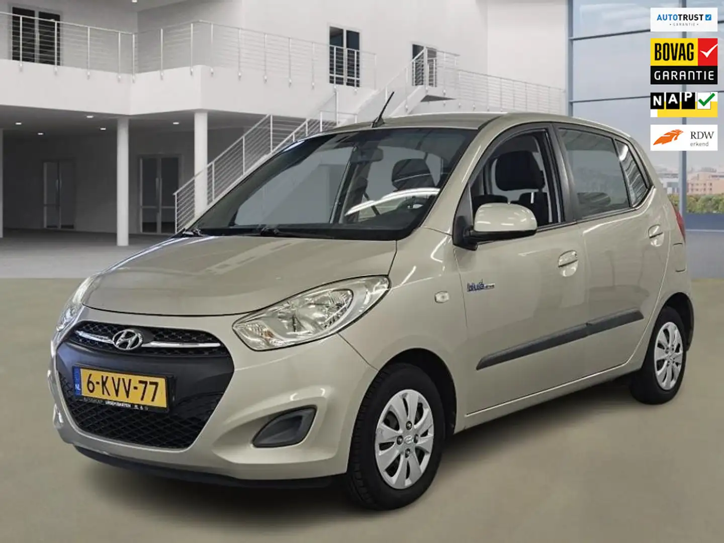 Hyundai i10 1.0 i-Drive Cool 1e Eigenaar 72.850 km + NAP NL-au Beige - 1