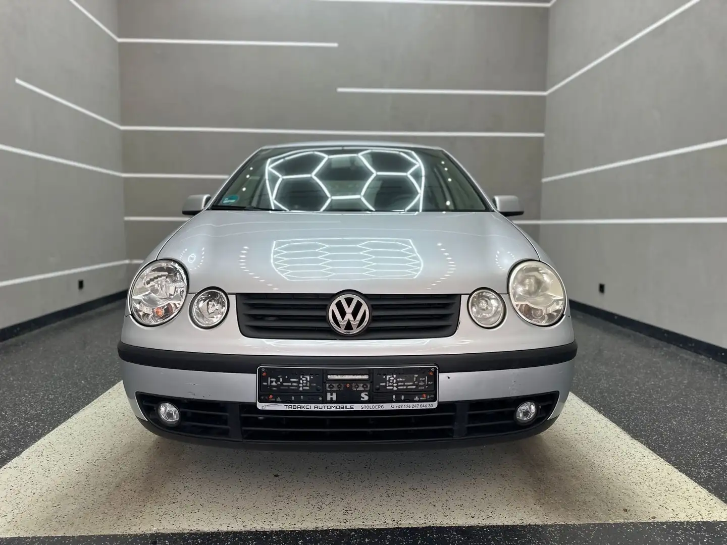 Volkswagen Polo 1.2 47kW Comfortline *kLIMA* 5 TÜRIG * Gris - 1
