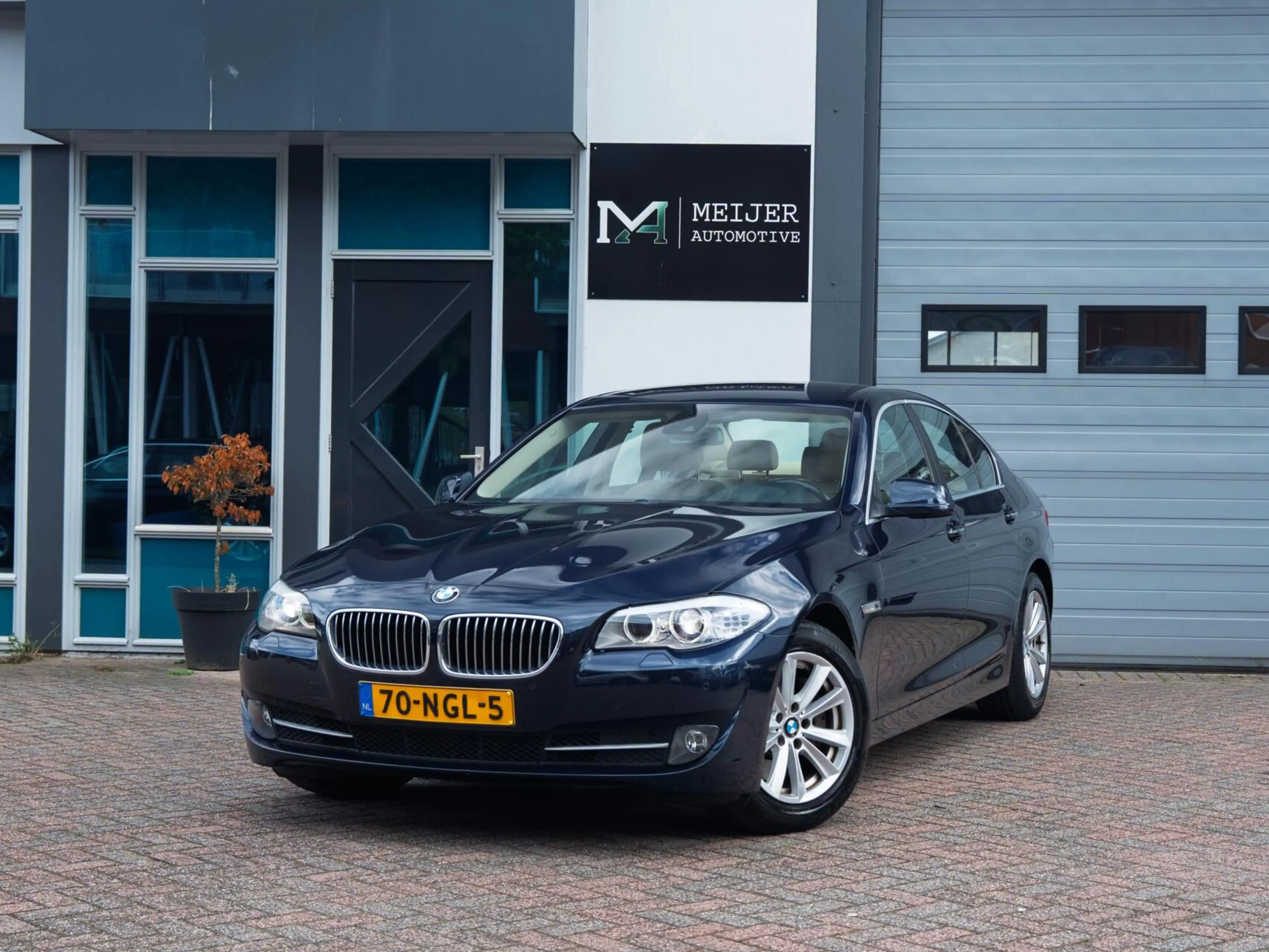 BMW 528 5-serie 528i High Executive — photo 2