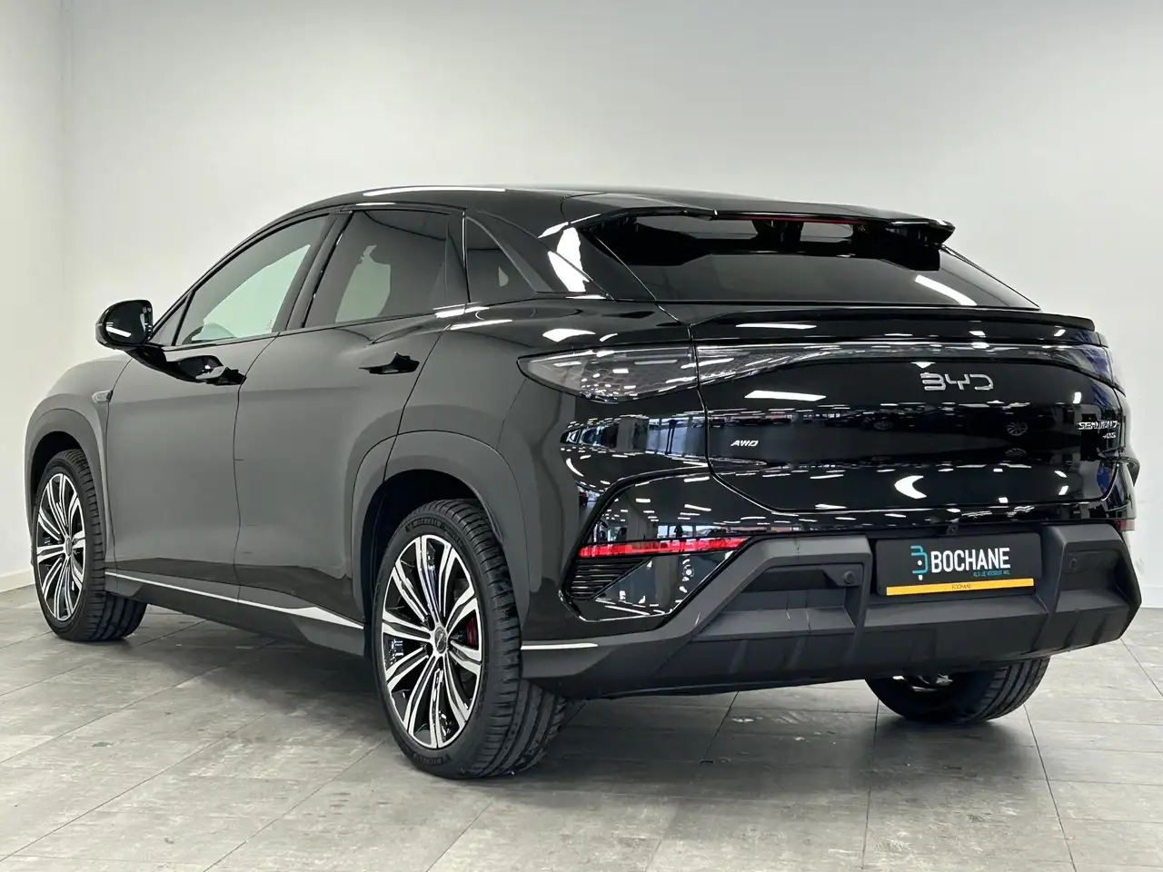 BYD SEALION 7