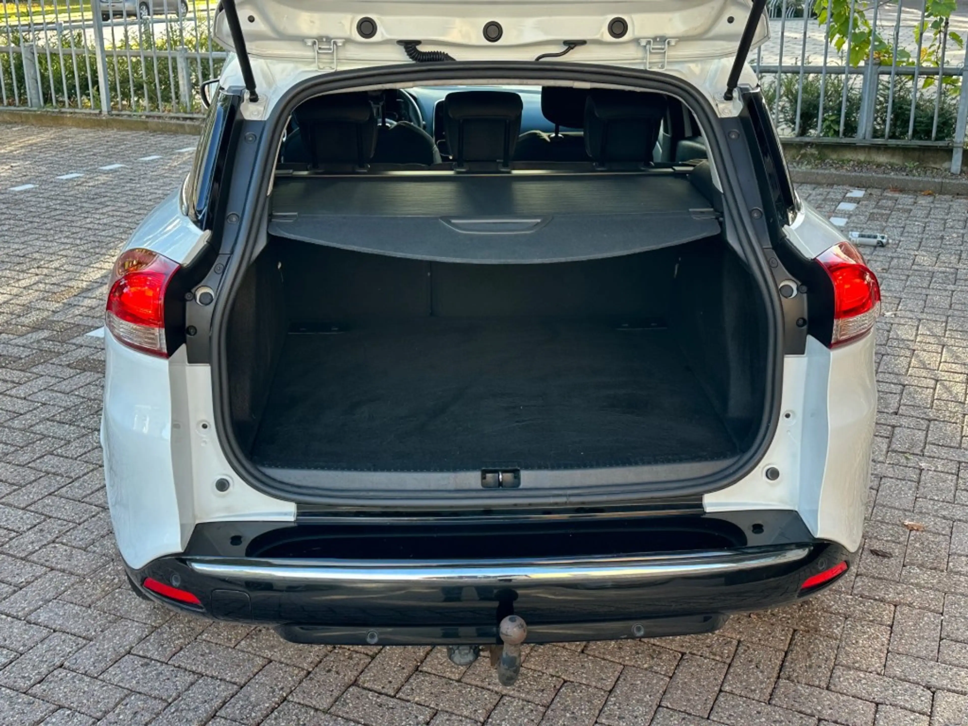 Renault Clio 0.9 TCe Limited Navi Cruise Airco Trekhaak NAP_Aut — photo 8