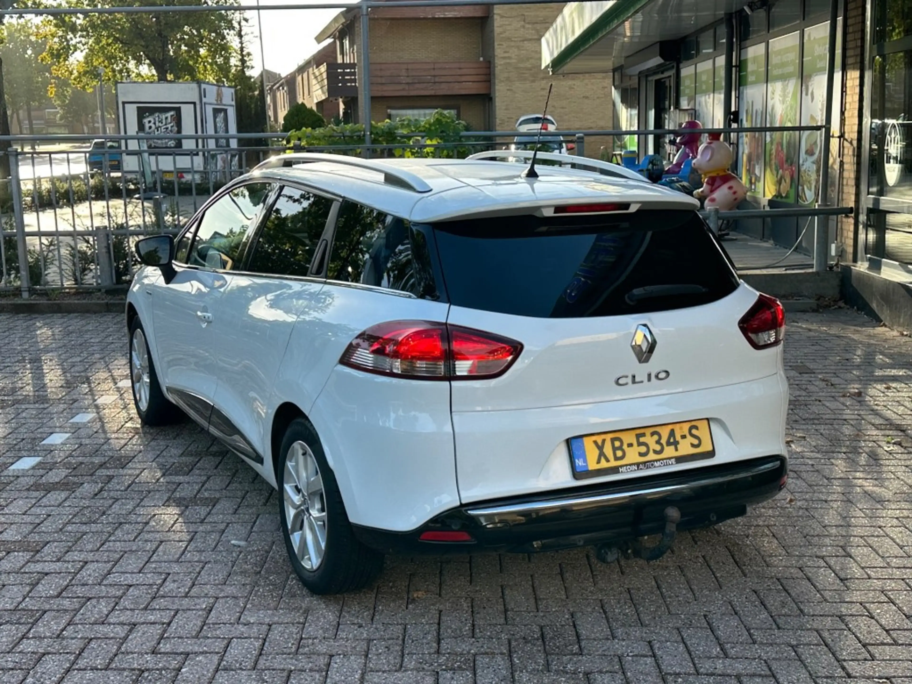 Renault Clio 0.9 TCe Limited Navi Cruise Airco Trekhaak NAP_Aut — photo 4