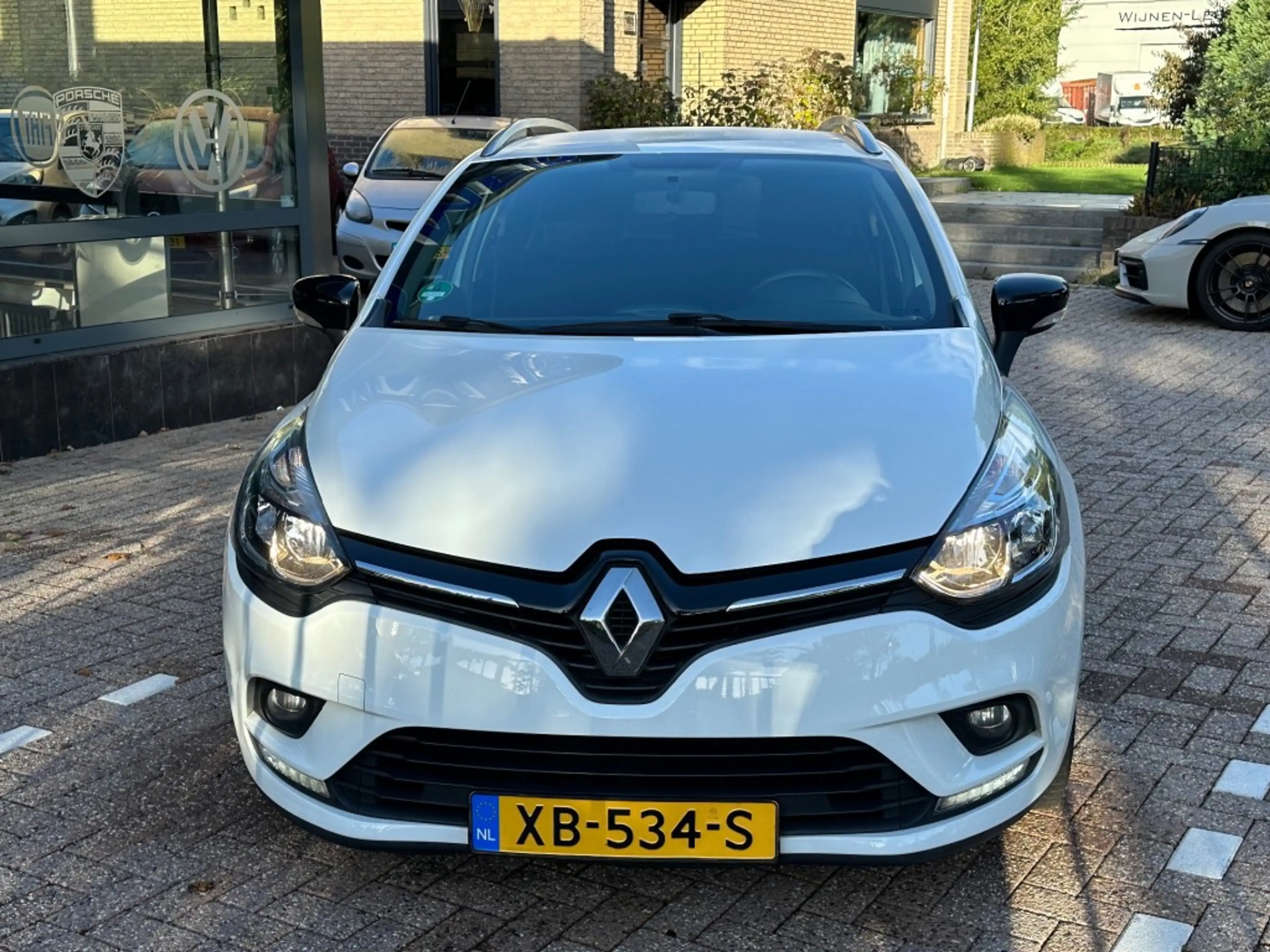Renault Clio 0.9 TCe Limited Navi Cruise Airco Trekhaak NAP_Aut — photo 3