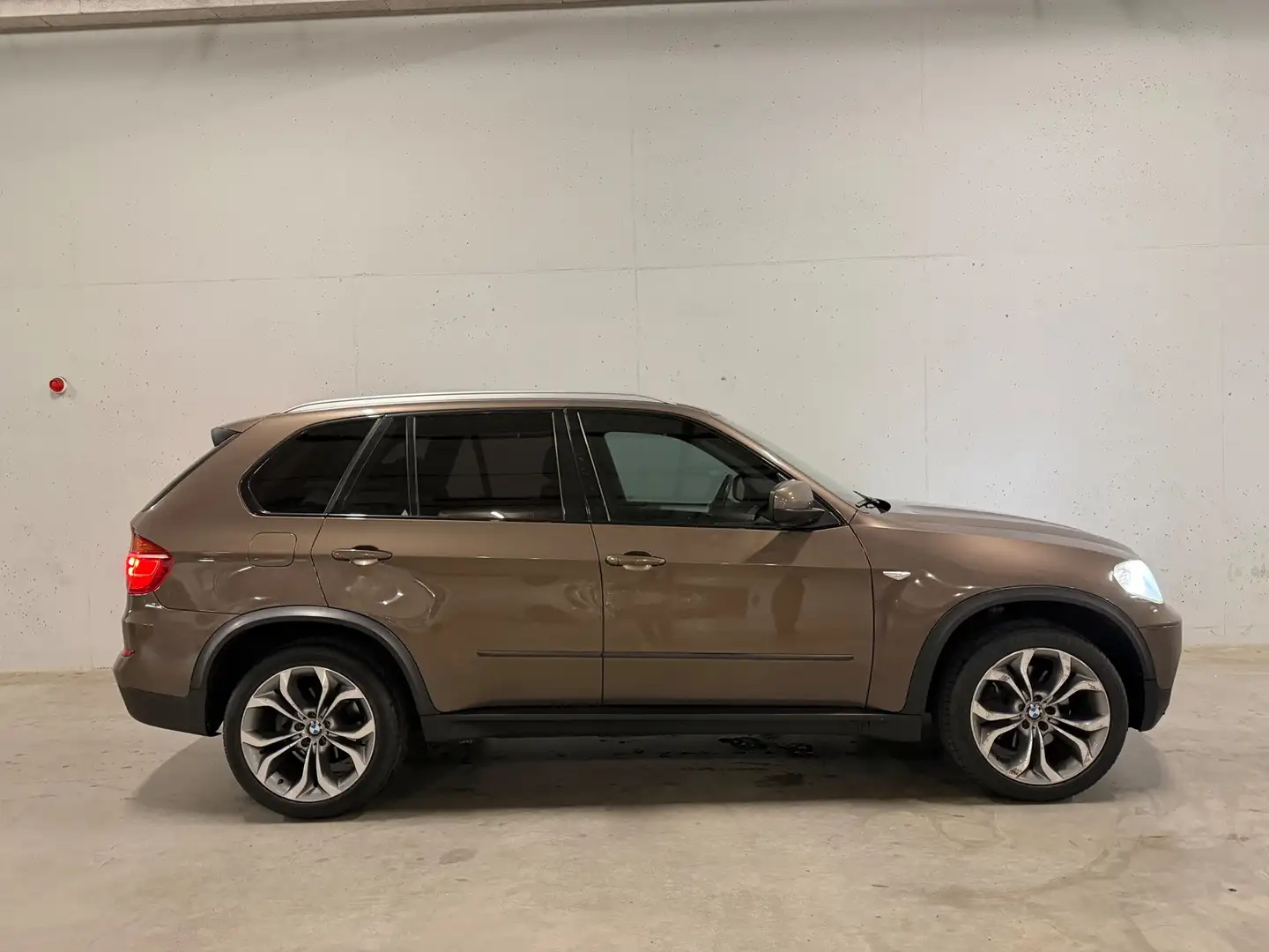BMW X5 XDrive40d High Executive Pano Aut. Leer Navi Braun - 1
