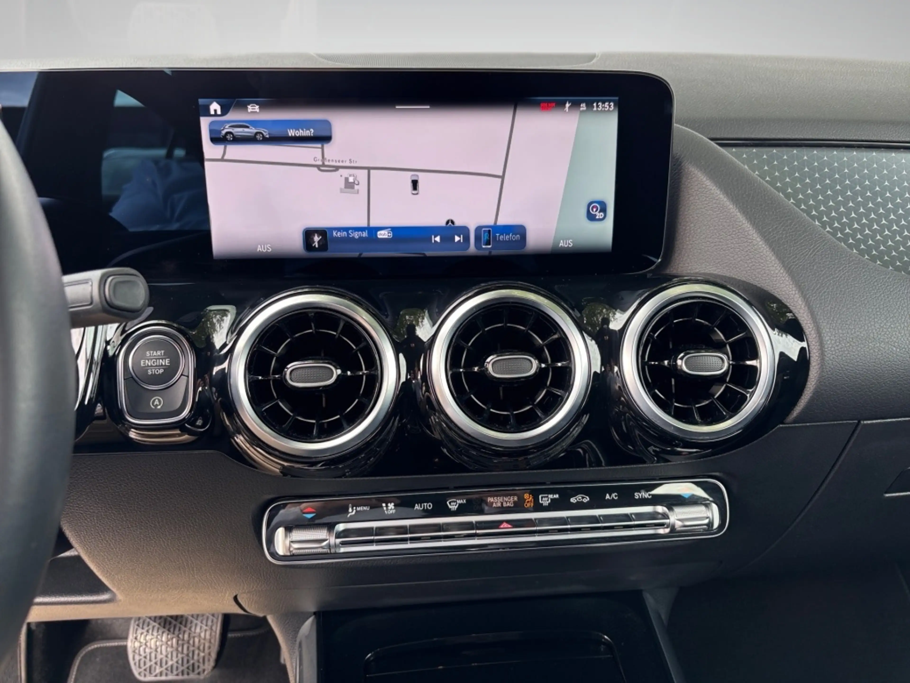 Mercedes-Benz GLA 200 PROGRESSIVE AHK LED ADV. MBUX — photo 8