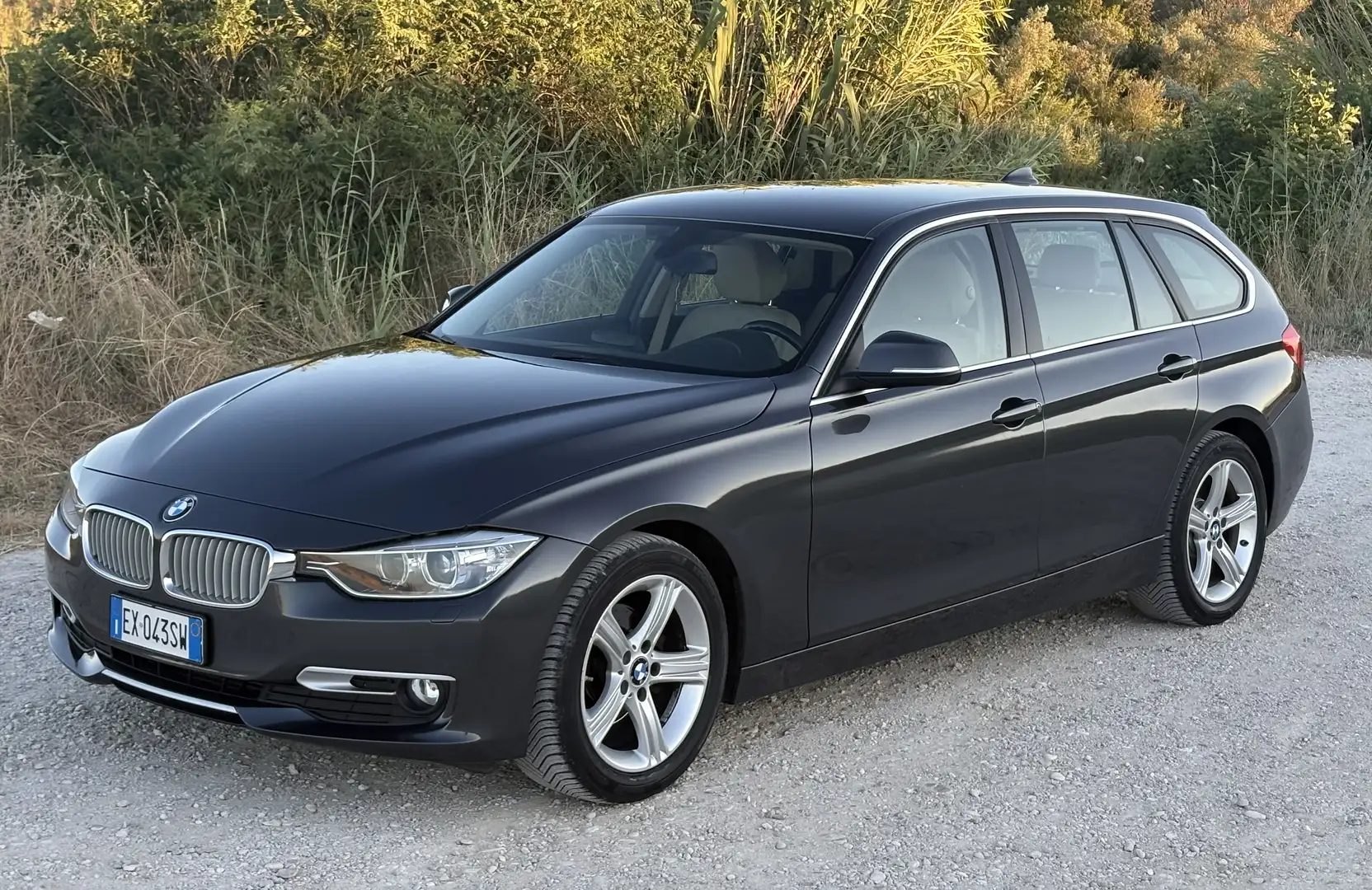 BMW 316 316d Touring Business auto - 1