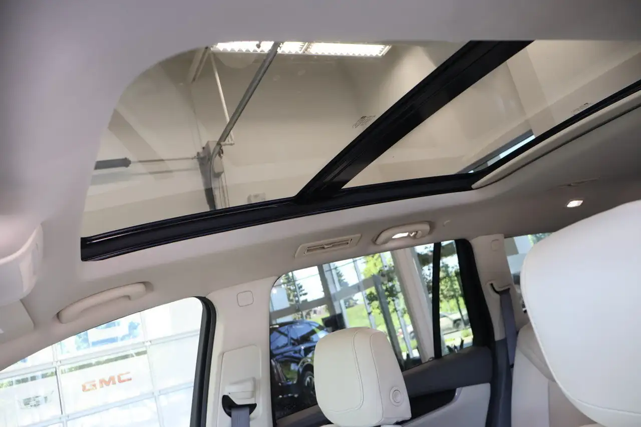 Cadillac XT6 снимка Cadillac XT6