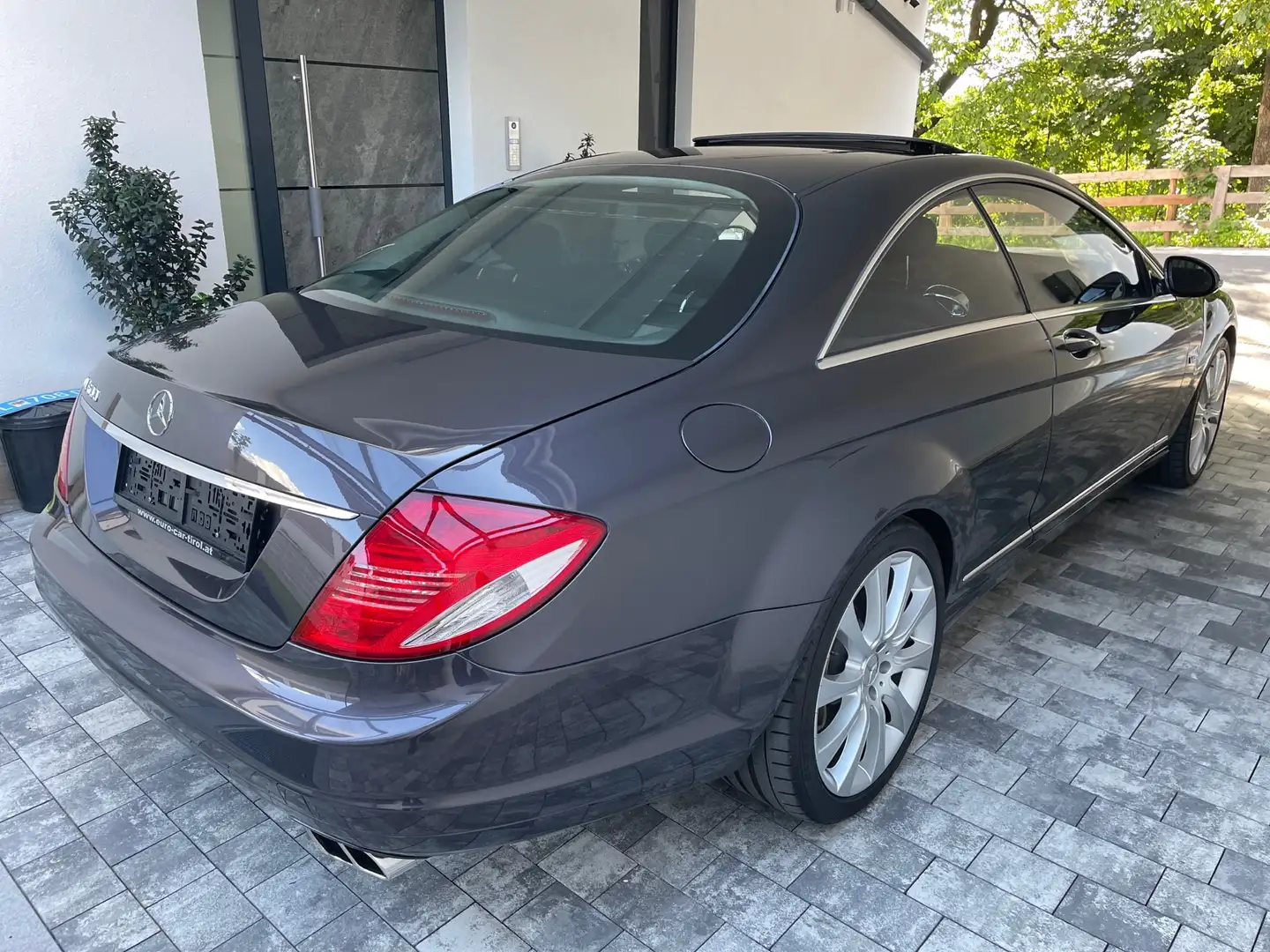 Mercedes-Benz CL 600 Aut. s coupe Vollausstattung Marrón - 2