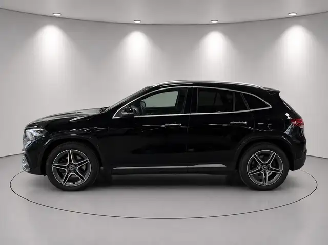 Mercedes-Benz Gla view 9