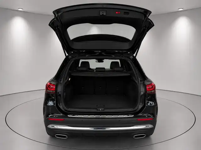Mercedes-Benz Gla view 18