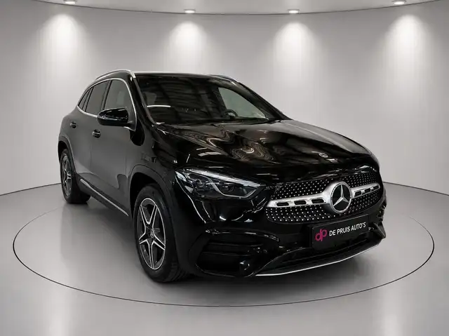 Mercedes-Benz Gla view 20