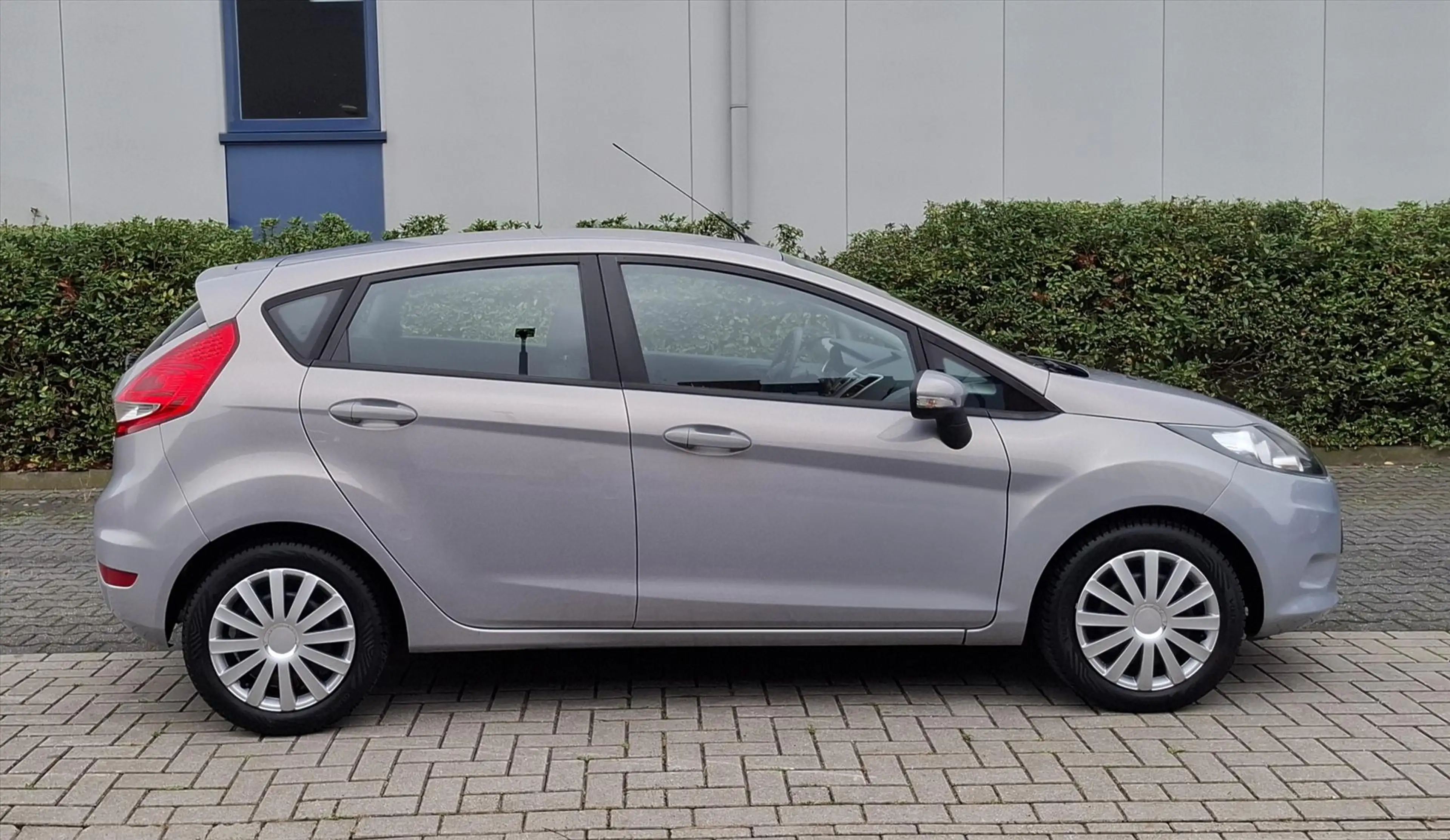 Ford Fiesta 1.4 96pk 5D Trend Airco — photo 3