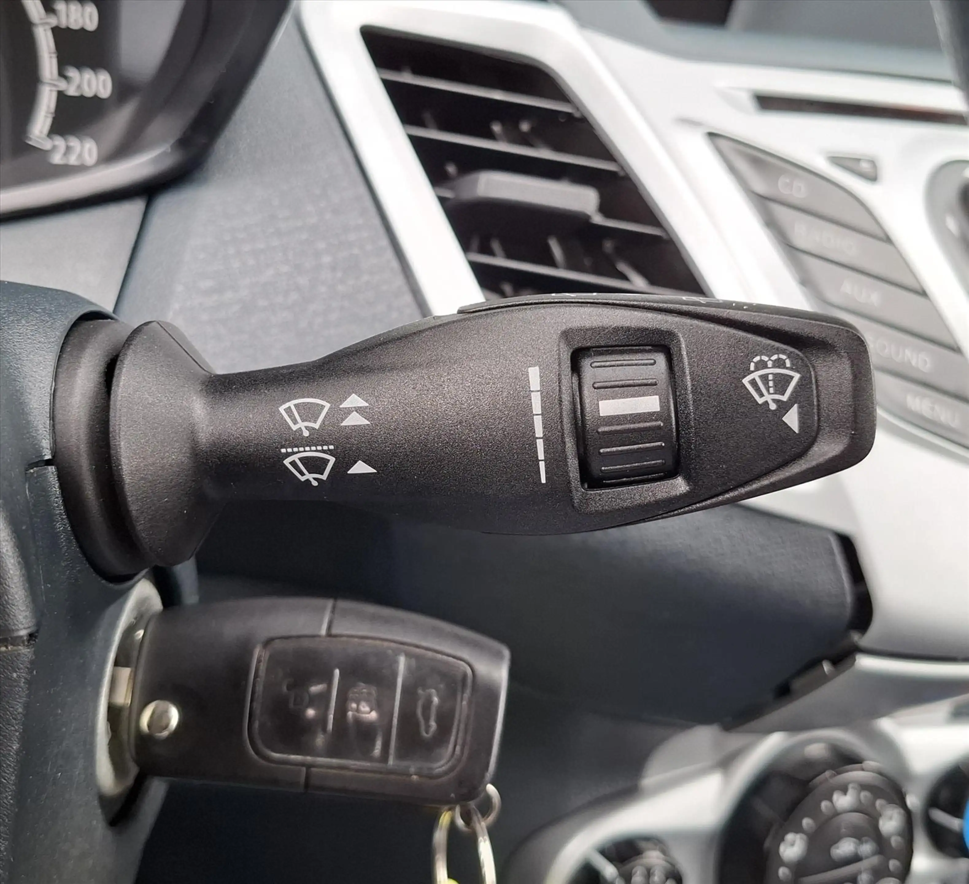 Ford Fiesta 1.4 96pk 5D Trend Airco — photo 21