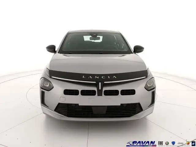 Lancia Ypsilon view 2