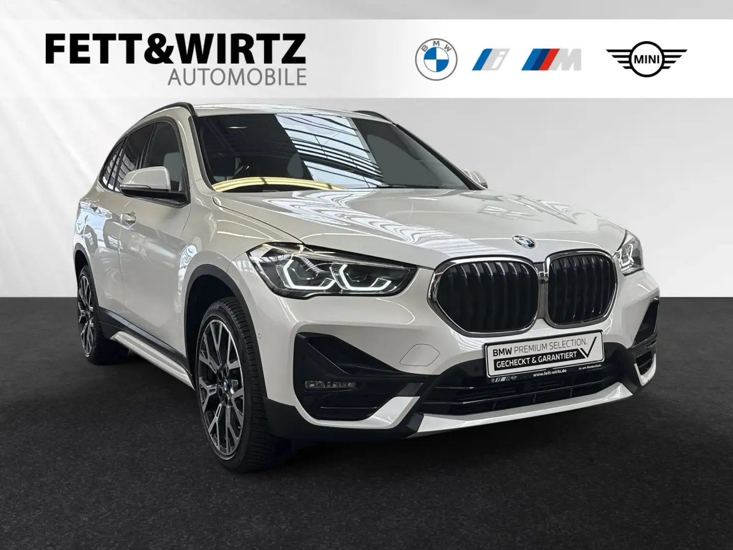 BMW X1 sDrive20i SportLine|AHK|Kamera|HiFi|LED Weiß - 1