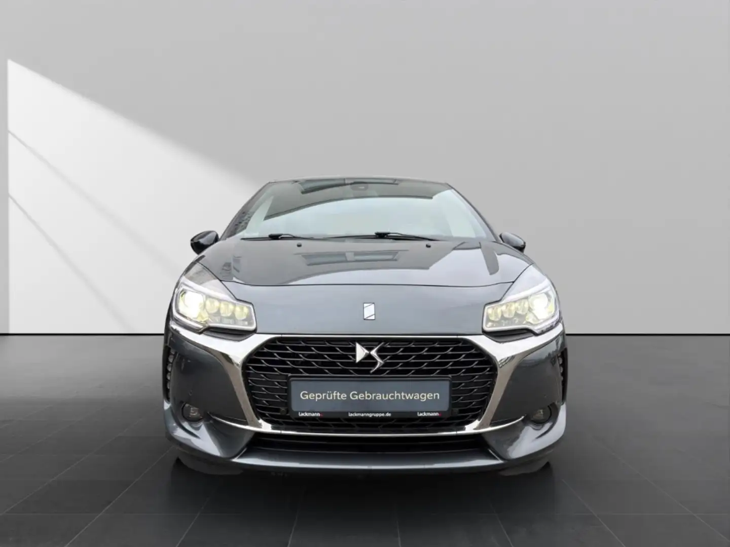 DS Automobiles DS 3 1.2 Sport Chic*Navi*LED*LED*Kamera*SHZ*Alu* Grau - 2