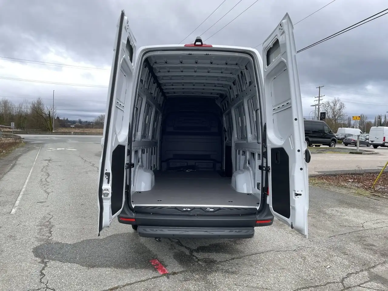 Mercedes-Benz eSprinter снимка Mercedes-Benz eSprinter