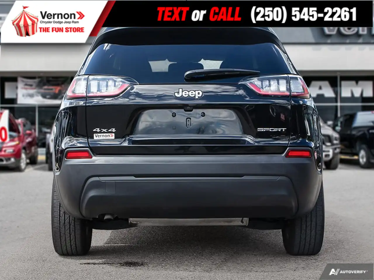 Jeep Cherokee снимка Jeep Cherokee