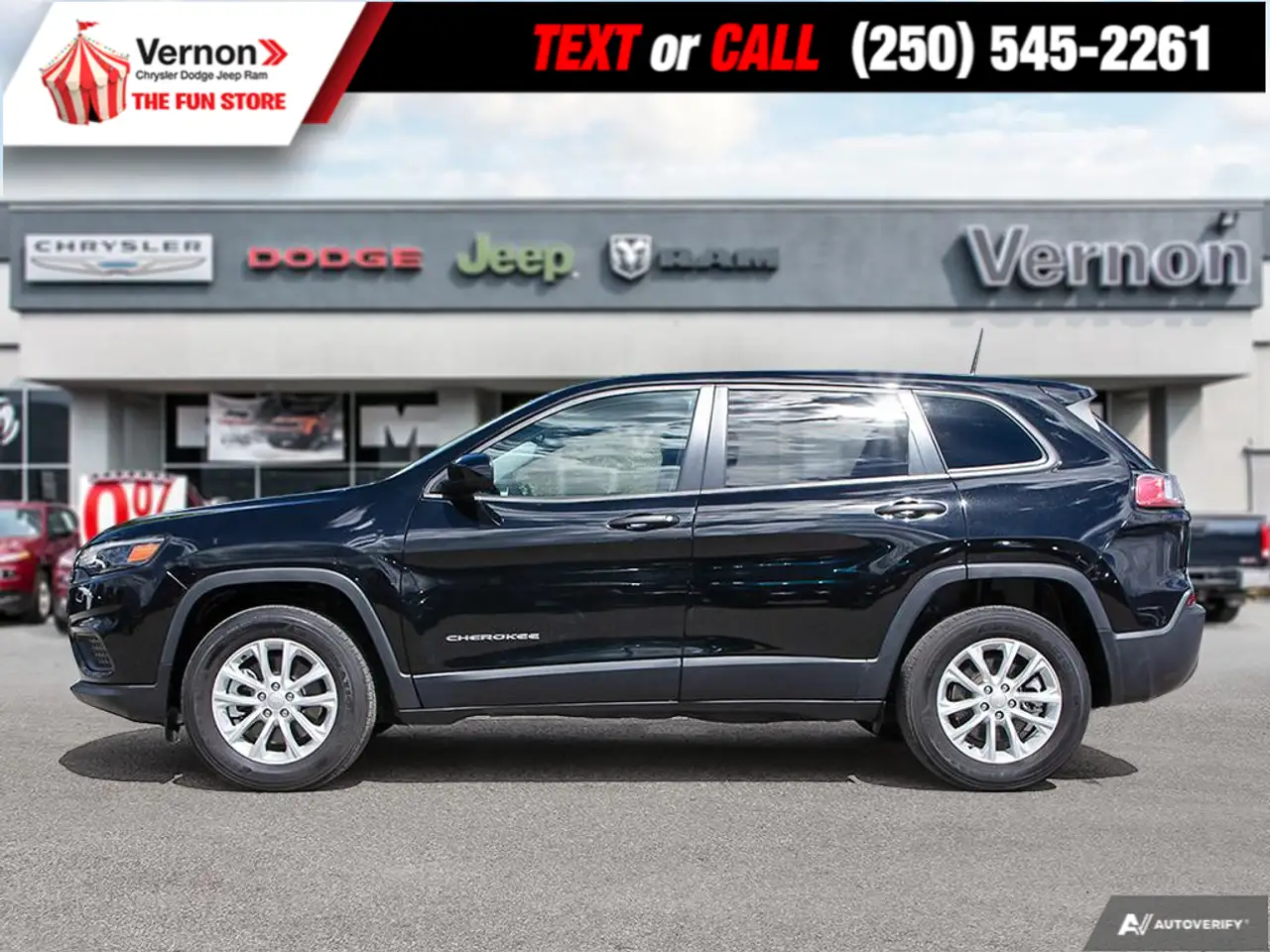 Jeep Cherokee снимка Jeep Cherokee
