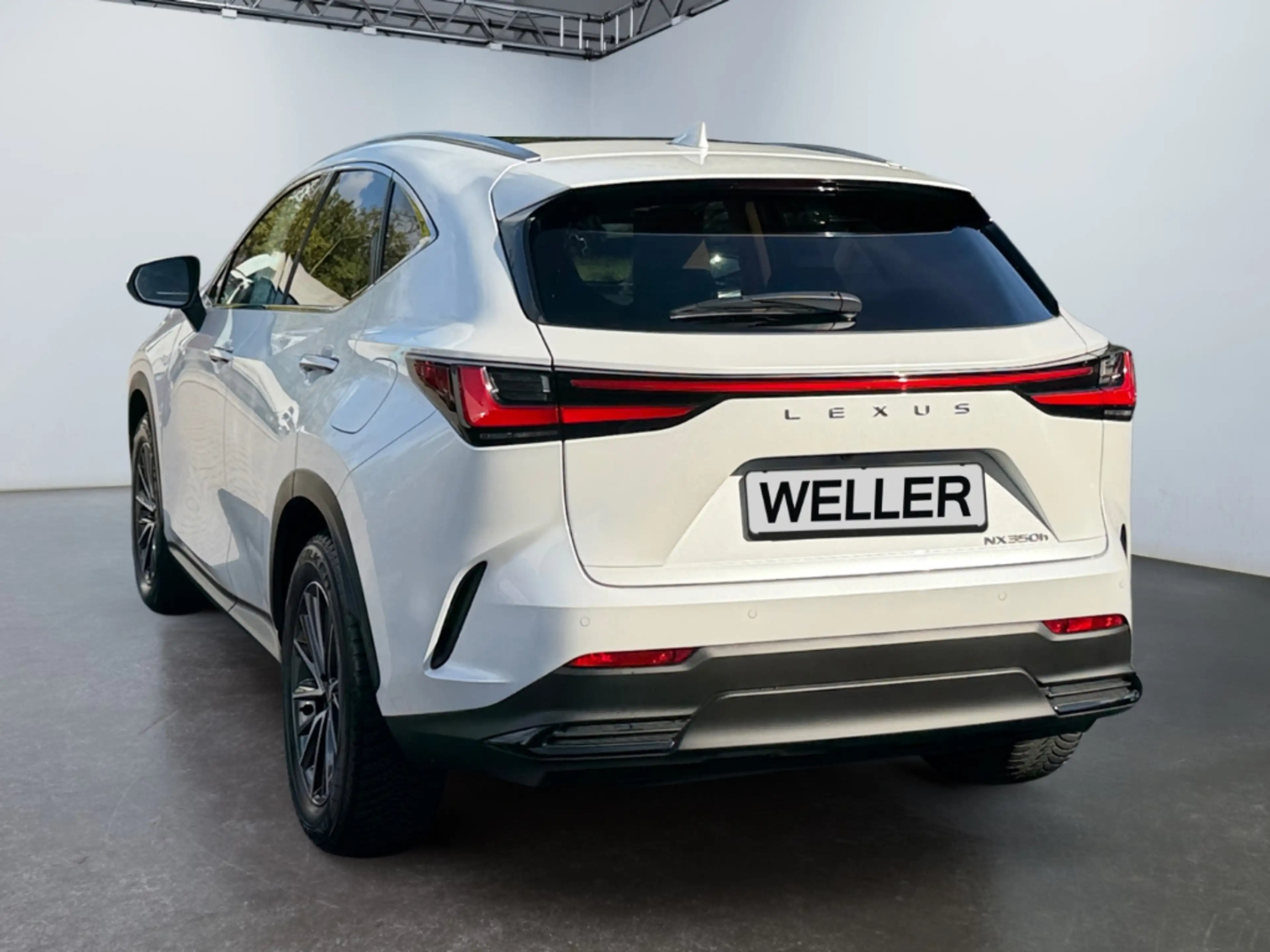 Lexus NX 350h Executive Line *Bi-LED*360°*el. Sitze*ACC* — photo 7