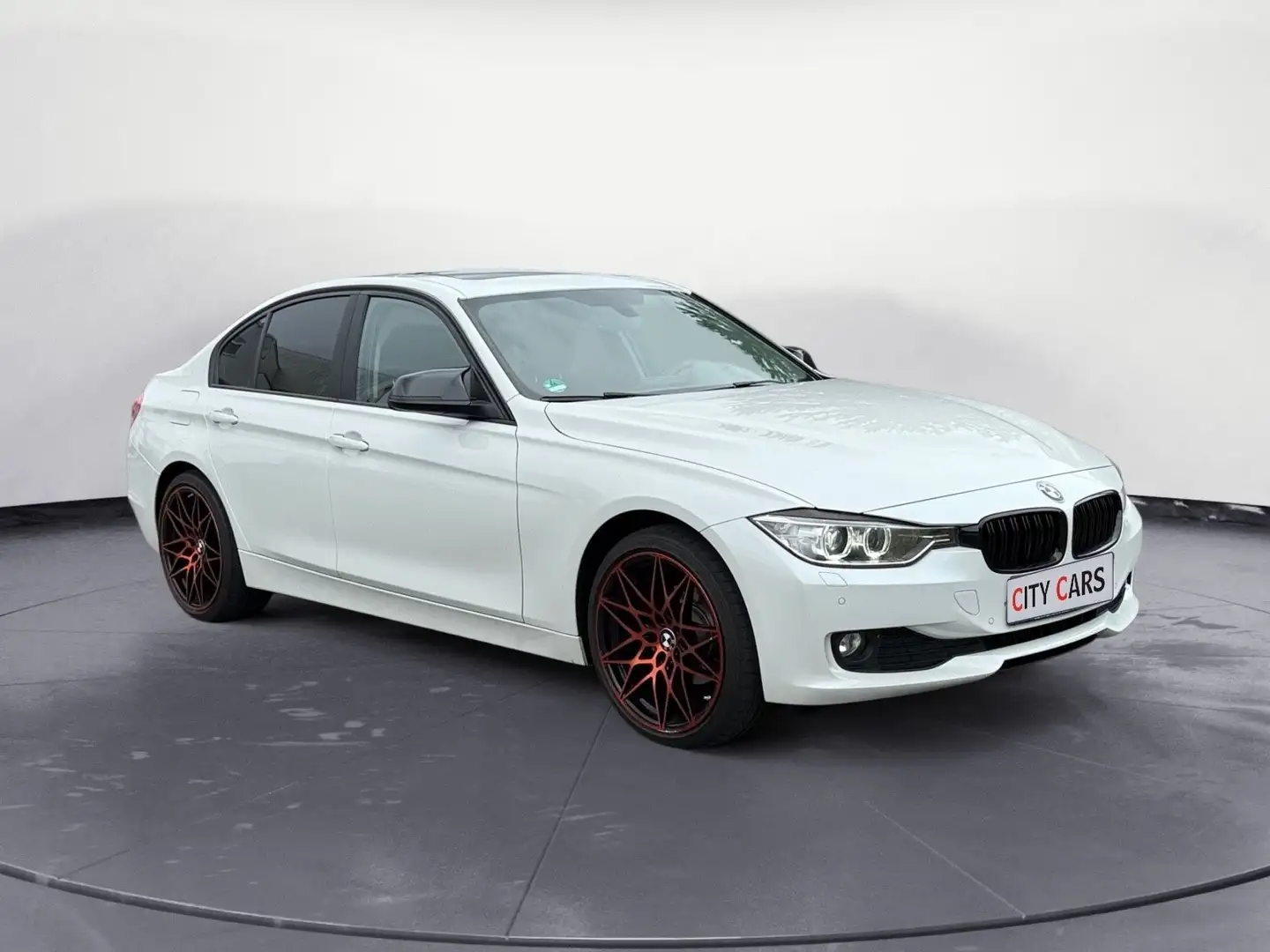 BMW 318 Baureihe 3 Lim. 318 d Navi Xenon Sitzheizung Weiß - 2