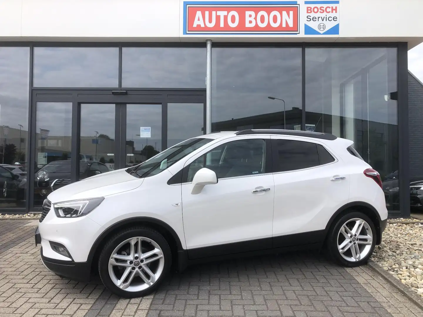 Opel Mokka X 1.4T 140PK INNOVATION : APPCARPL/LED/NAVI/2xPDC/ P Weiß - 1