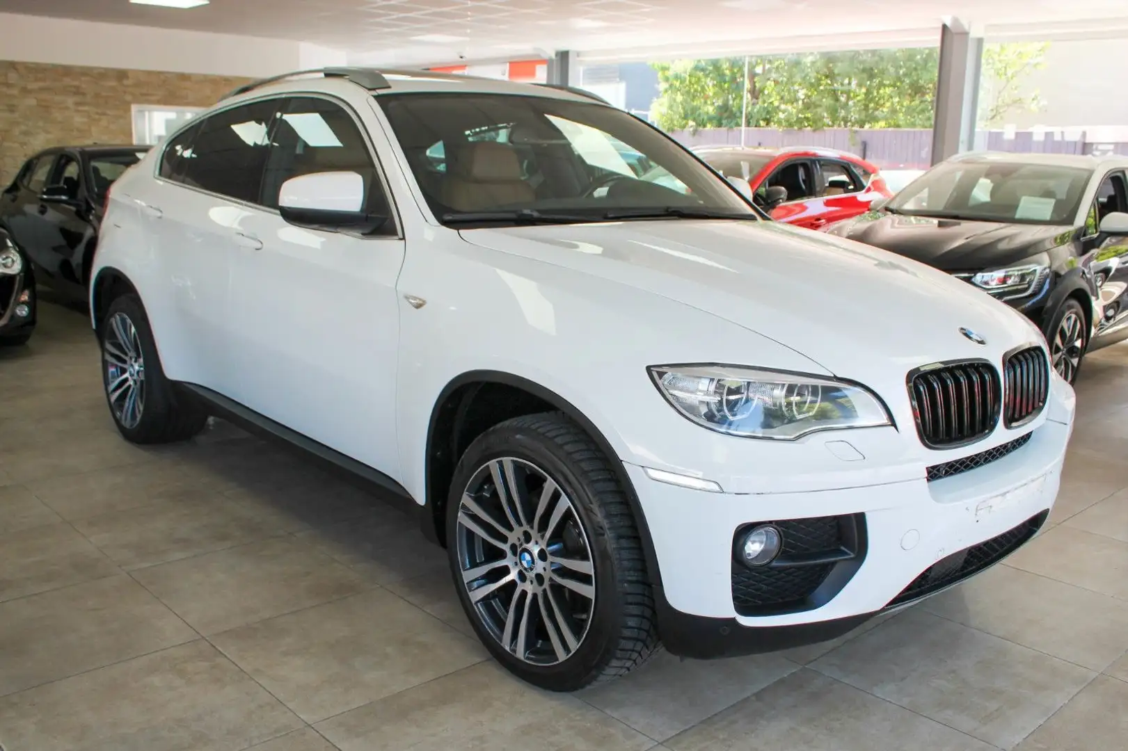 BMW X6 xDrive35i Edition M Sport Schiebedach Kamera Wit - 1