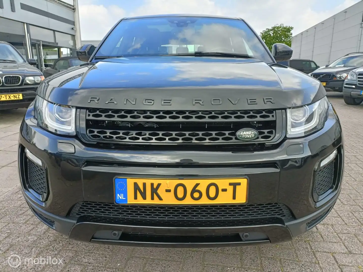 Land Rover Range Rover Evoque 2.0 TD4 SE Panorama/Camera/NL Zwart - 2