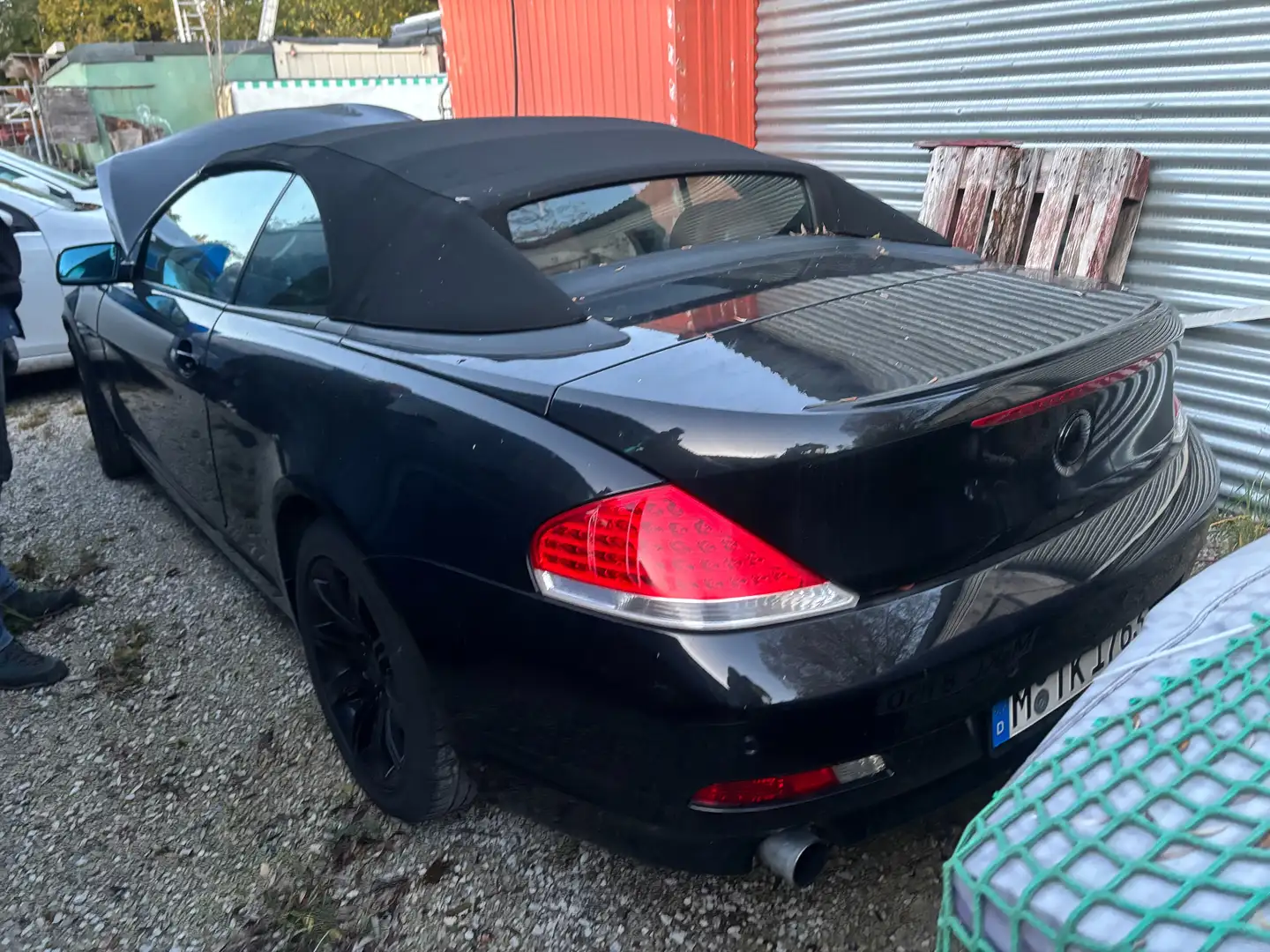 BMW 630 630i Schwarz - 1