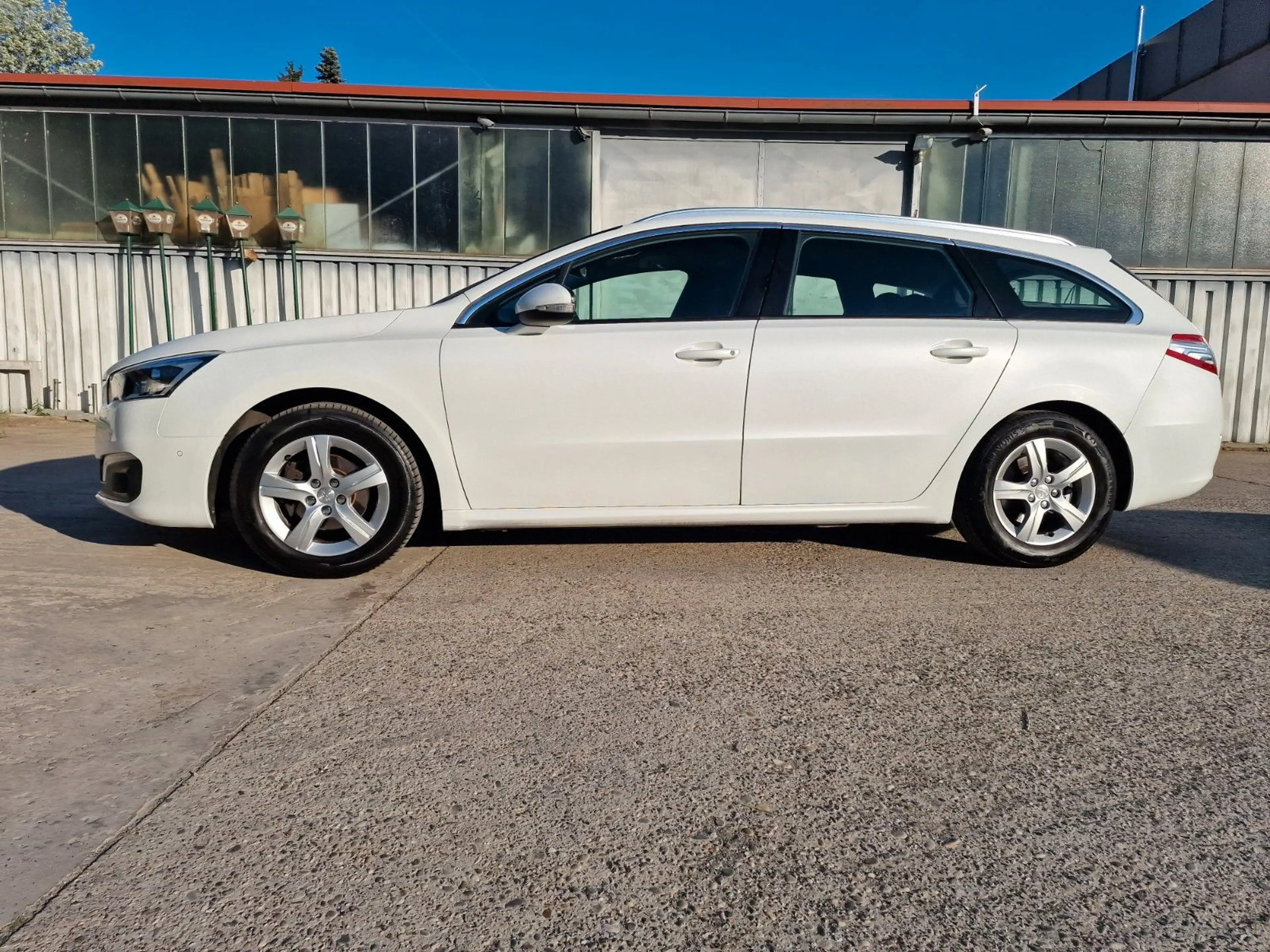 Peugeot 508 SW Active, Getriebe Automatik, Klimaautomati — photo 2