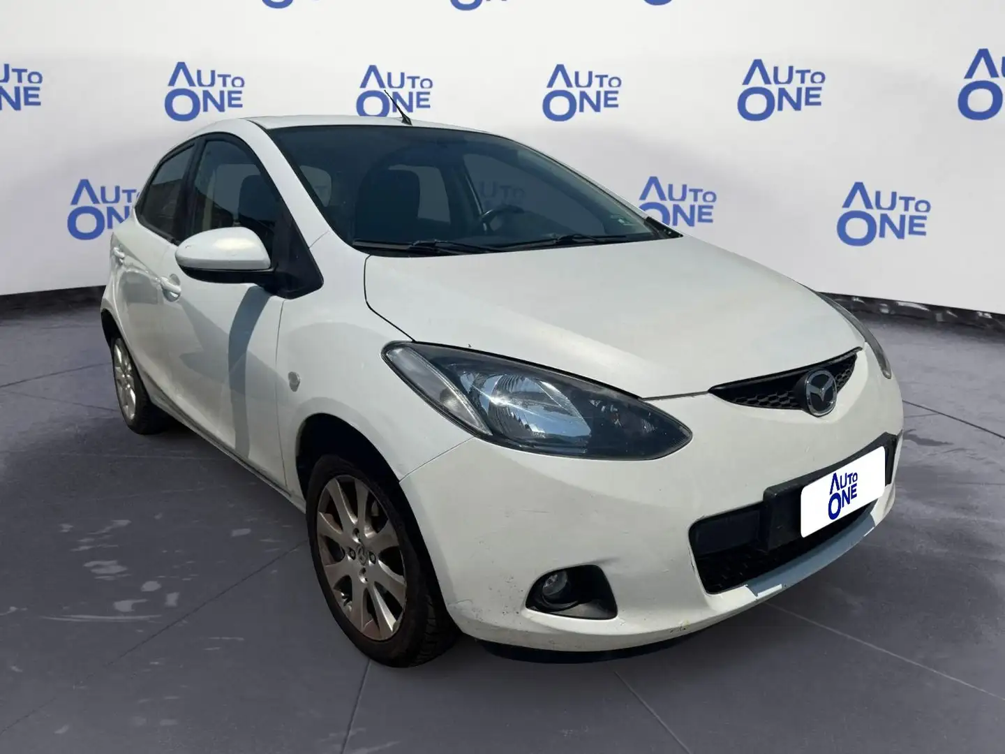 Mazda 2 1.3 16V 75CV 5p. 90th Anniversary - autoone.it Bianco - 1