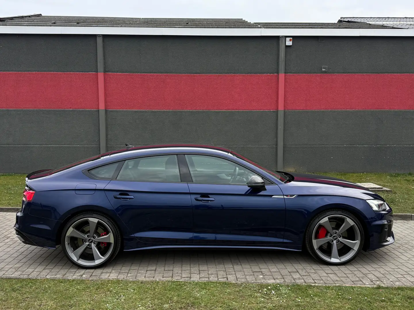 Audi A5 Sportback 45 TFSI Quattro S Line S Tonic 265 CH Bleu - 2