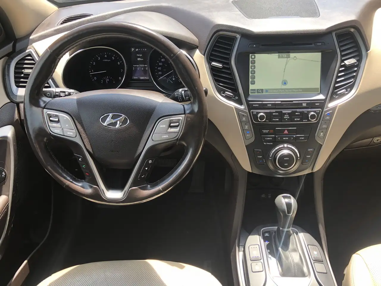 Hyundai SANTA FE снимка Hyundai SANTA FE