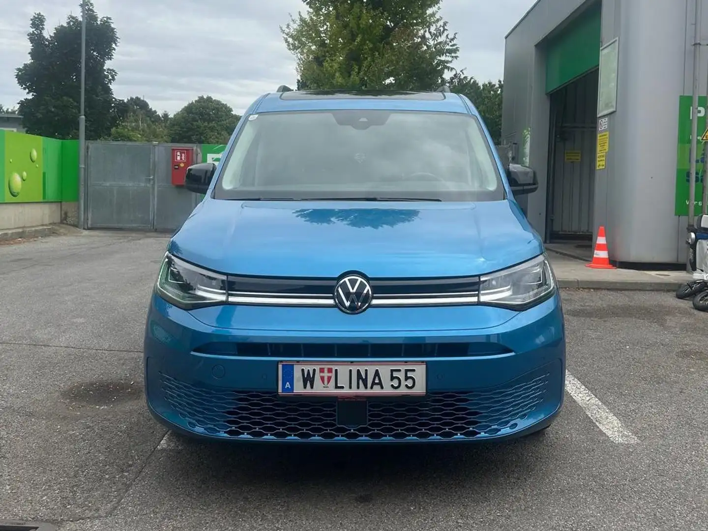 Volkswagen Caddy Kombi 1,5 TSI Blau - 1