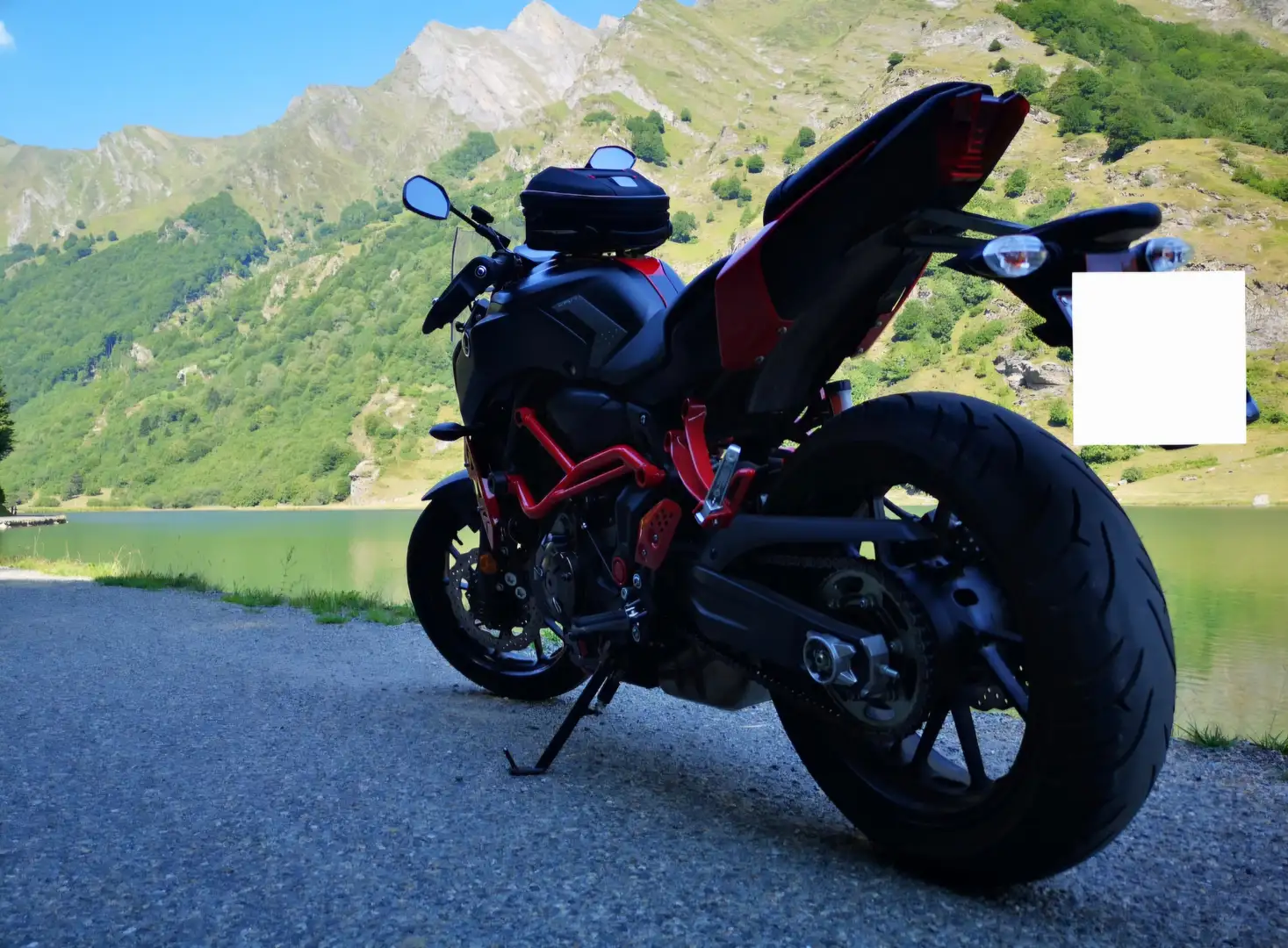 Yamaha MT-07 Rood - 2