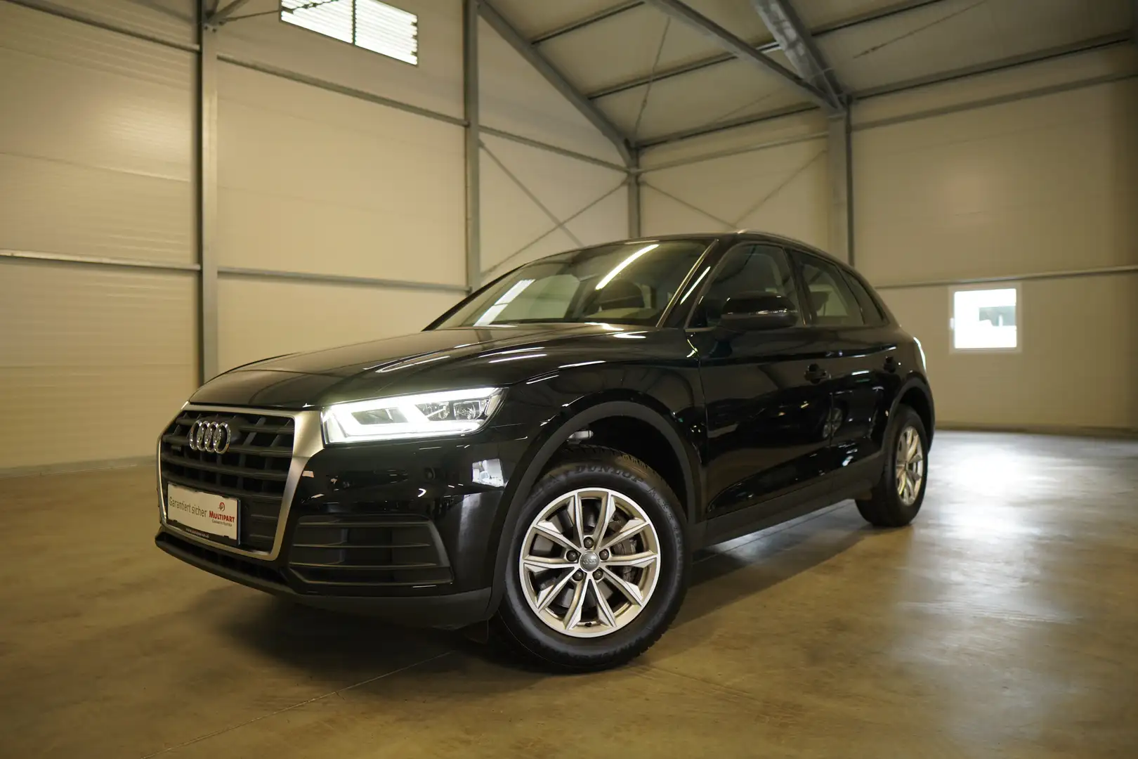Audi Q5 35 TDI quattro S-tronic LEDER MATRIX LED NAVI AID Schwarz - 1