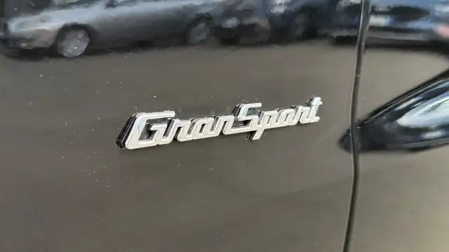 Maserati Levante view 5