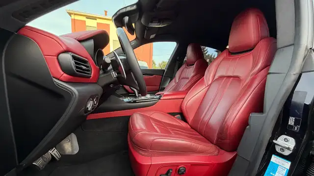 Maserati Levante view 11