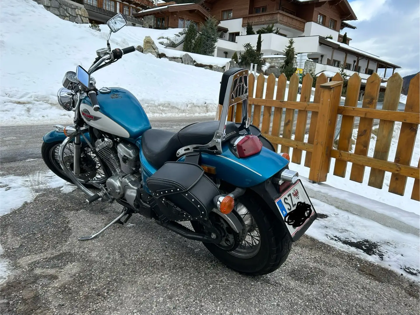 Honda Shadow 600 Blau - 2