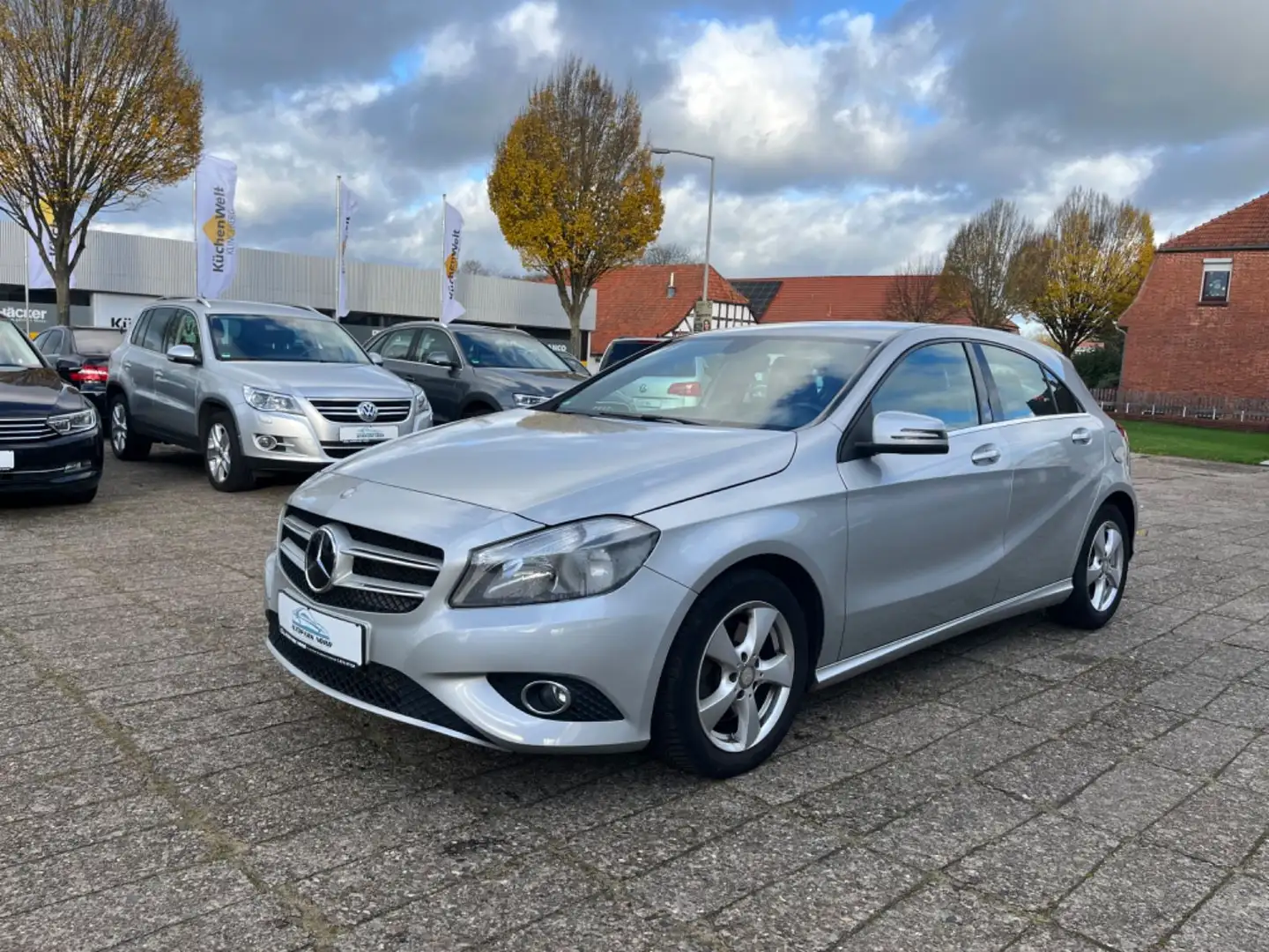 Mercedes-Benz A 180 Scheckheftgepflegt,Sportsitze,Sportpaket Argent - 1