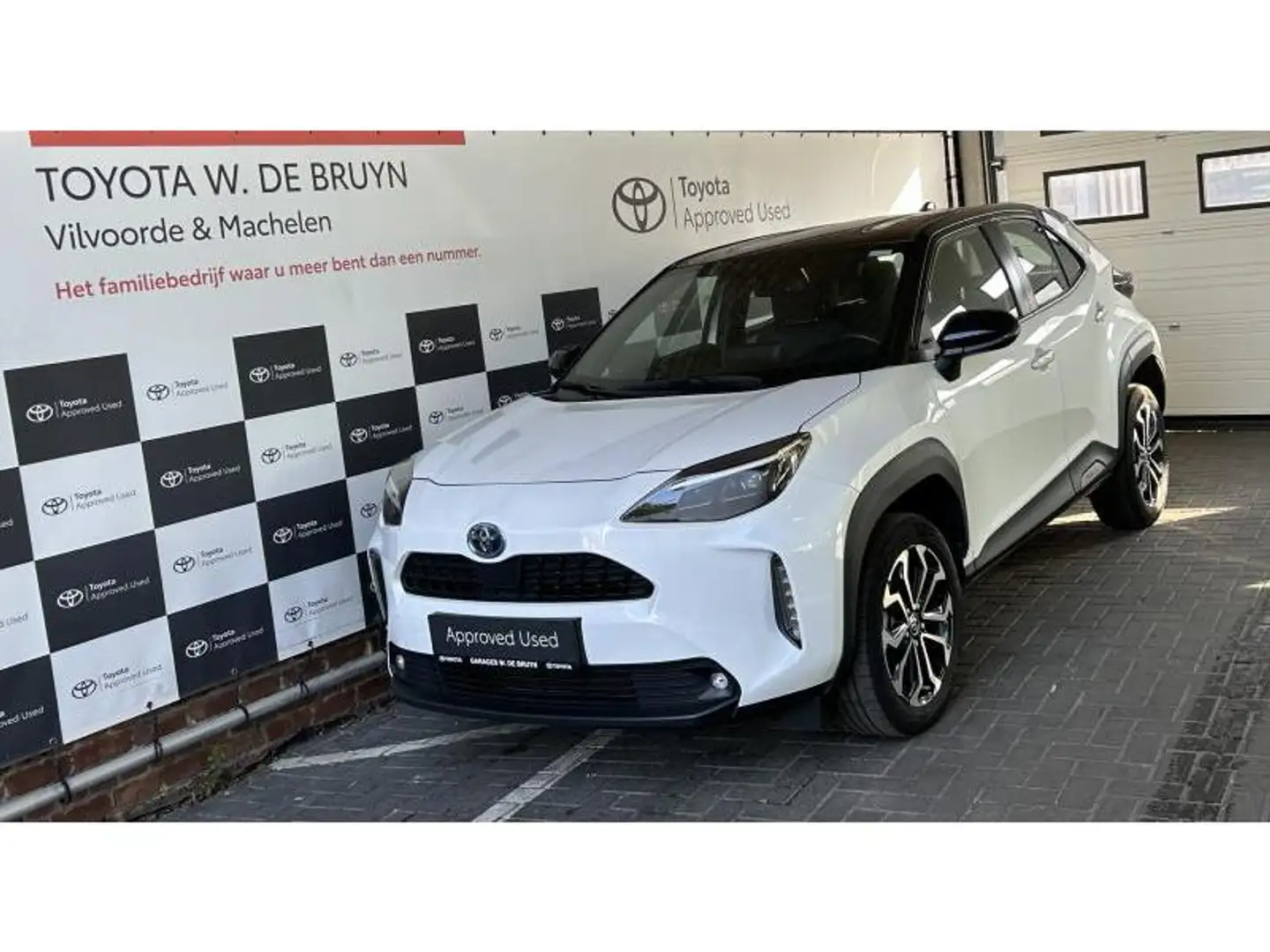 Toyota Yaris Cross Dynamic Plus Bi-Tone Blanco - 1