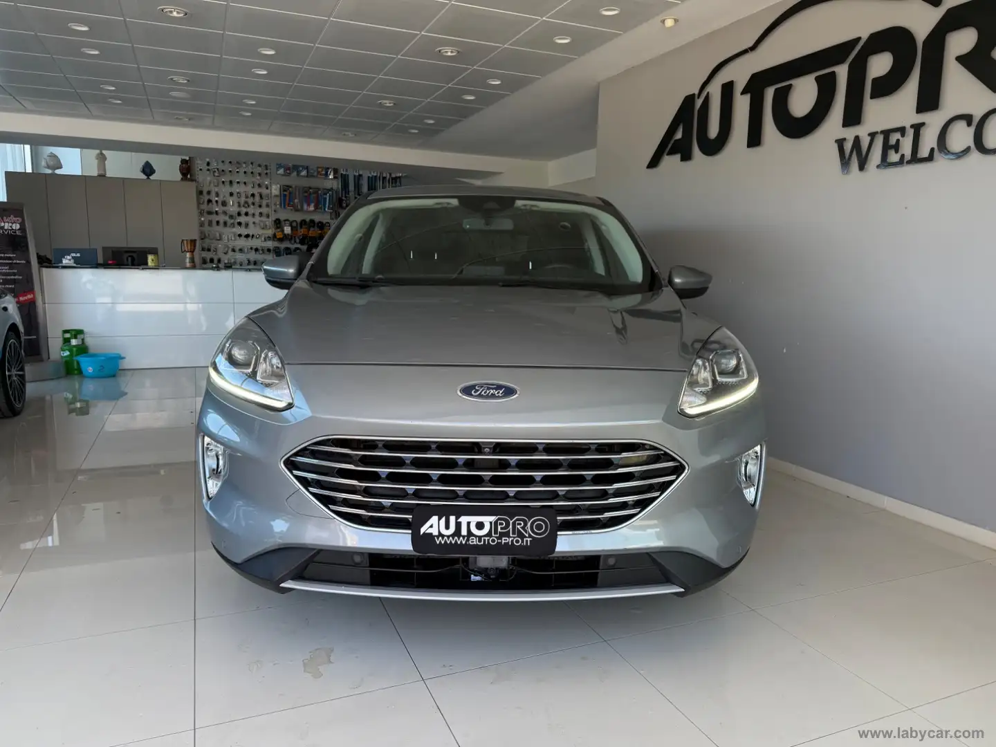 Ford Kuga 2.5 Plug In Hybr.225CV CVT 2WD Tit. Grau - 1